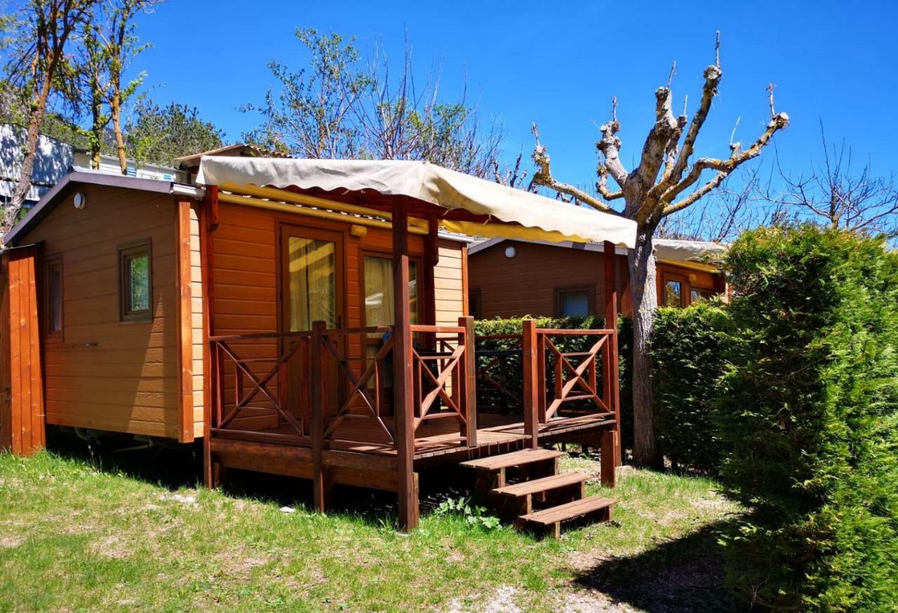 Camping Fontfreda Castellar del Riu Exterior foto